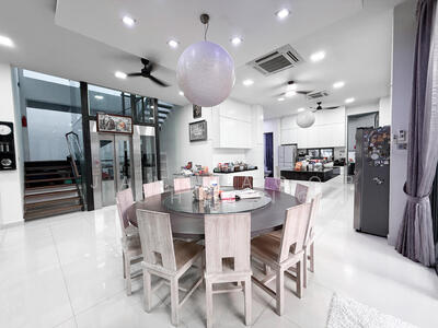 For Sale - Jalan Pelatok