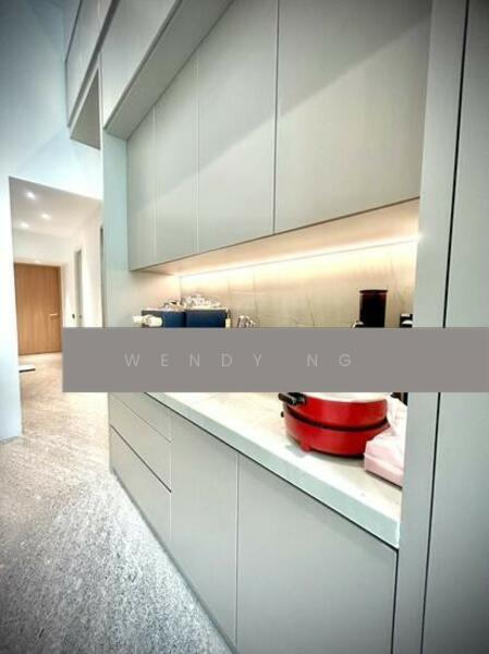 Stylish dry kitchen area