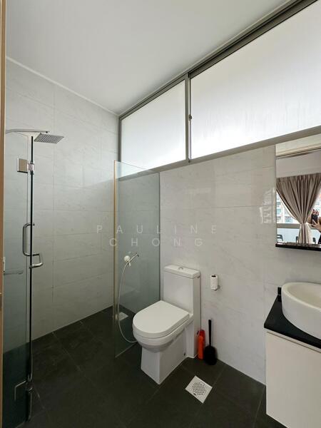 Loft@Holland, 151 Holland Road, 2 Bedrooms, 979 sqft, Condominium For Rent, by Pauline Chong, 60087227 - Bathroom - PropertyGuru.com.sg