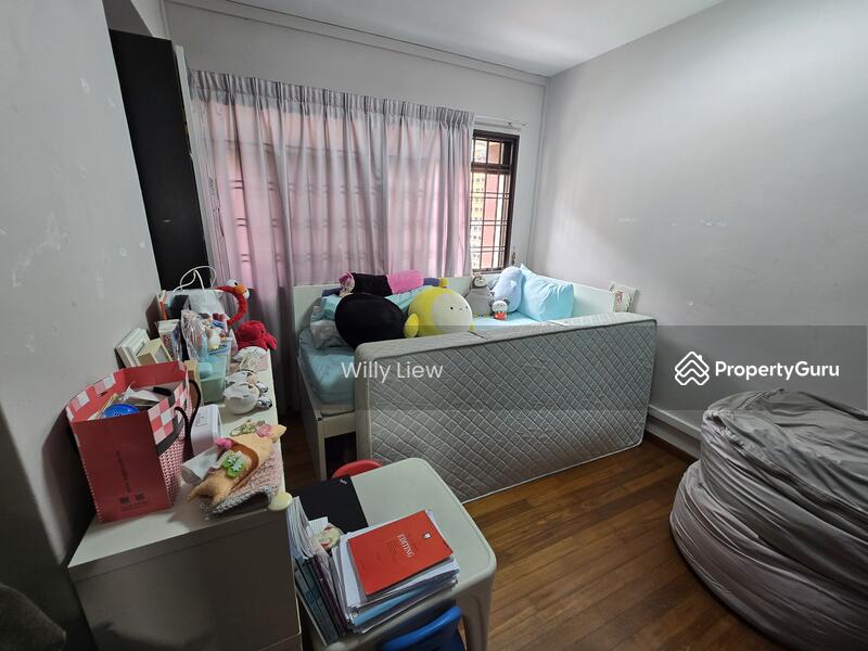 For Sale - 720 Tampines Street 72