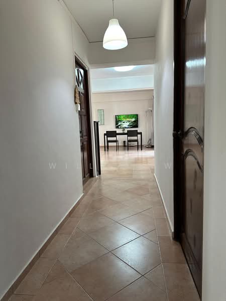 720 Tampines Street 72, 720 Tampines Street 72, 3 Bedrooms, 1,292 sqft, HDB Flat For Sale, by Willy Liew, 60087270 - Corridor - PropertyGuru.com.sg