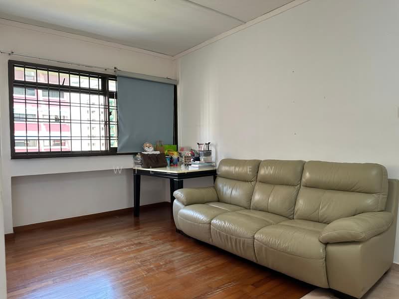 720 Tampines Street 72, 720 Tampines Street 72, 3 Bedrooms, 1,292 sqft, HDB Flat For Sale, by Willy Liew, 60087270 - Living Room - PropertyGuru.com.sg