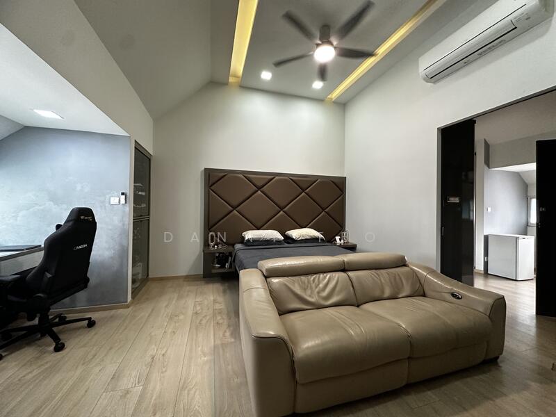 Master Bedroom work space