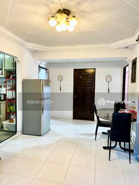 For Sale - 318 Tampines Street 33