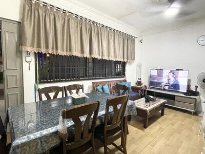 For Sale - 650A Jurong West Street 61