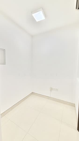 Centra Heights Condominium For Sale at S$ 868,000 | PropertyGuru Singapore