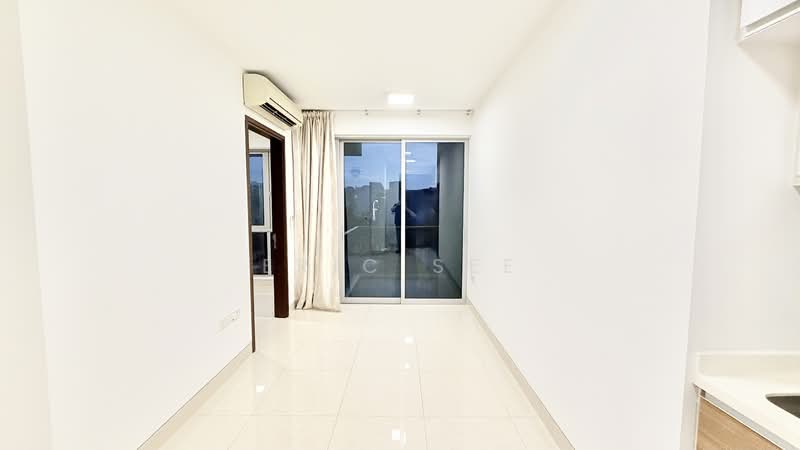 Centra Heights Condominium For Sale at S$ 868,000 | PropertyGuru Singapore