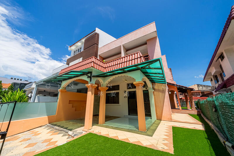 For Sale - Kembangan Estate