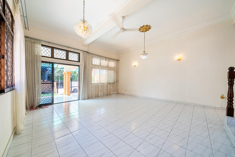 For Sale - Kembangan Estate