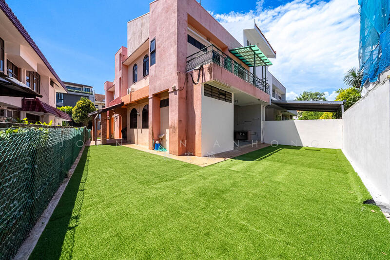 For Sale - Kembangan Estate
