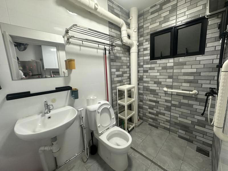 224A Compassvale Walk, 224A Compassvale Walk, Hougang / Punggol / Sengkang, Room Rental, 100 sqft, HDB Flat For Rent, by Sam Shum, 60087802 - PropertyGuru.com.sg