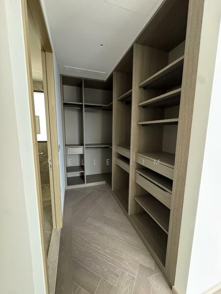 Master Suite with Walk-In Wardrobe