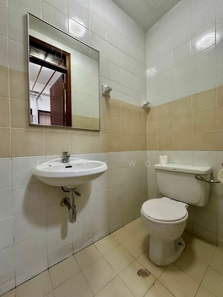 Dover Parkview, 30 Dover Rise, Room Rental, 180 sqft, Condominium For Rent, by Eunice Wong, 60087905 - Bathroom - PropertyGuru.com.sg