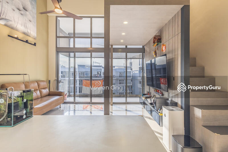 For Sale - The Visionaire