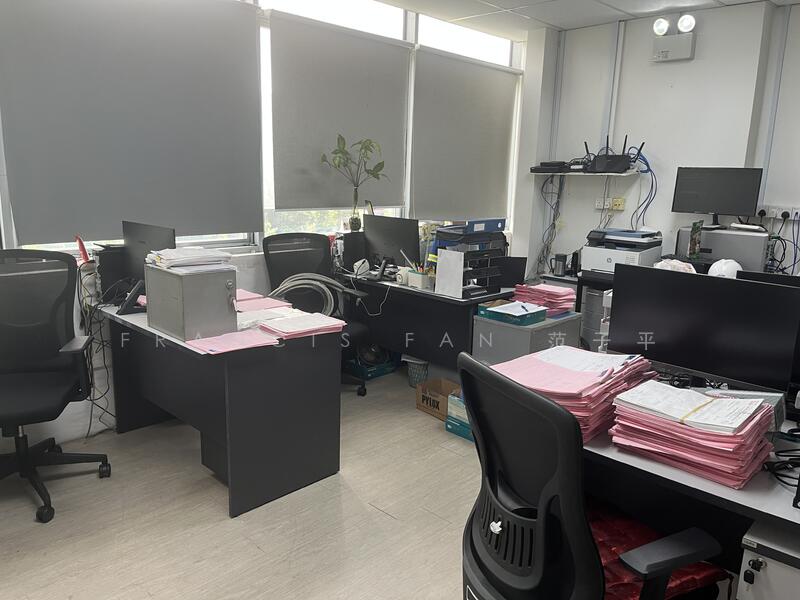 Wcega Plaza, 1 Bukit Batok Crescent, 2,605 sqft, Light Industrial (B1) For Rent, by Francis Fan 范子平, 60088029 - CommercialGuru.com.sg