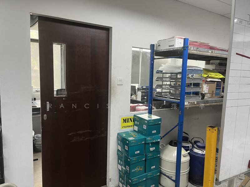 Wcega Plaza, 1 Bukit Batok Crescent, 2,605 sqft, Light Industrial (B1) For Rent, by Francis Fan 范子平, 60088029 - CommercialGuru.com.sg