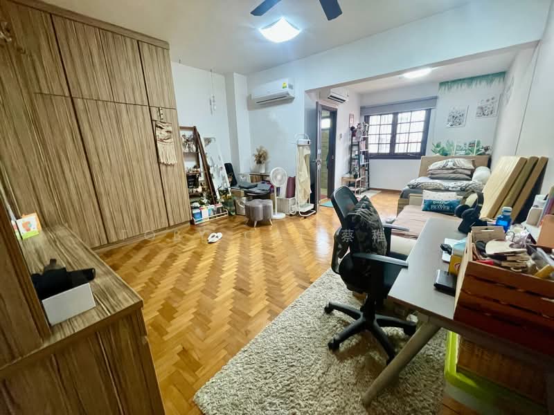 Rosyth Terrace, Rosyth Terrace, 5 Bedrooms, 3,500 sqft, Terraced House For Sale, by Toby Cai 蔡稚享, 60088055 - Bedroom - PropertyGuru.com.sg