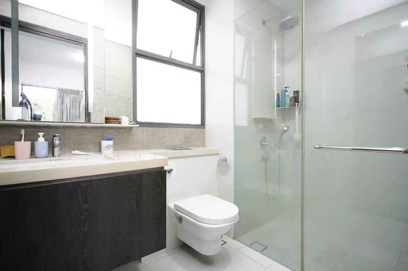 For Sale - R Maisons (The Maisons)