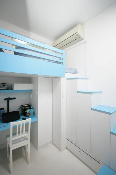 For Sale - R Maisons (The Maisons)