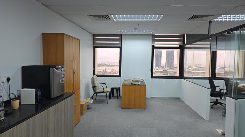Peninsula Plaza, 111 North Bridge Road, 441 sqft, Office For Rent, by George Rewa, 60088161 - Study - CommercialGuru.com.sg