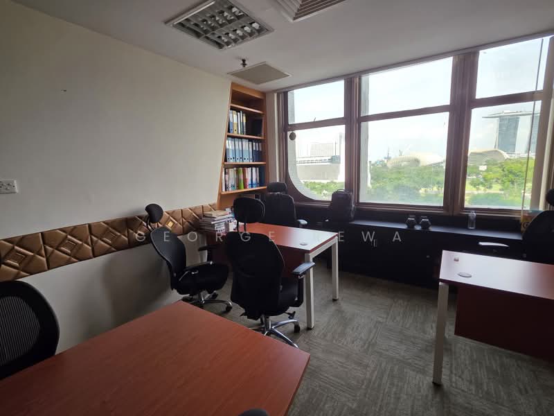 Peninsula Plaza, 111 North Bridge Road, 441 sqft, Office For Rent, by George Rewa, 60088161 - Study - CommercialGuru.com.sg
