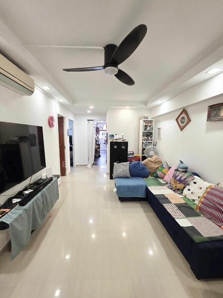 For Sale - 437 Tampines Street 43