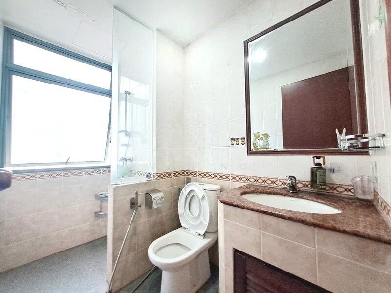 Common Bathroom