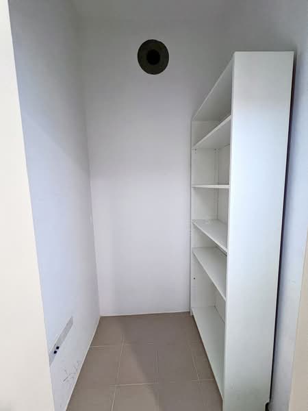 Stellar RV, 408 River Valley Road, Tanglin / Holland / Bukit Timah, 2 Bedrooms, 581 sqft, Condominium For Rent, by Frances Huang, 60088197 - Storeroom/ Home Shelter - PropertyGuru.com.sg