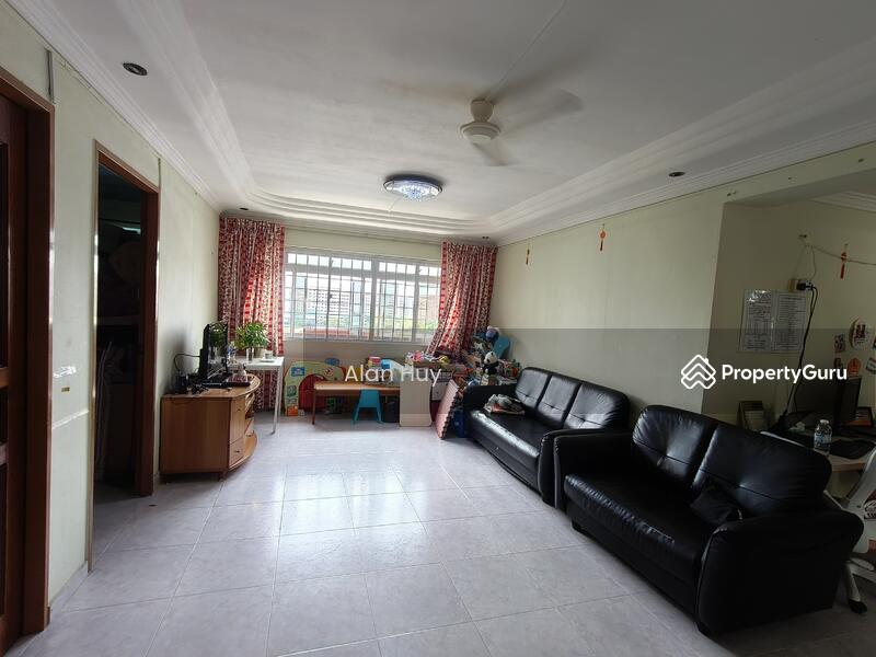 For Rent - 393 Tampines Avenue 7
