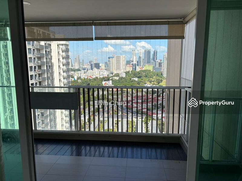 1st Balcony facing Raffles Place CBD