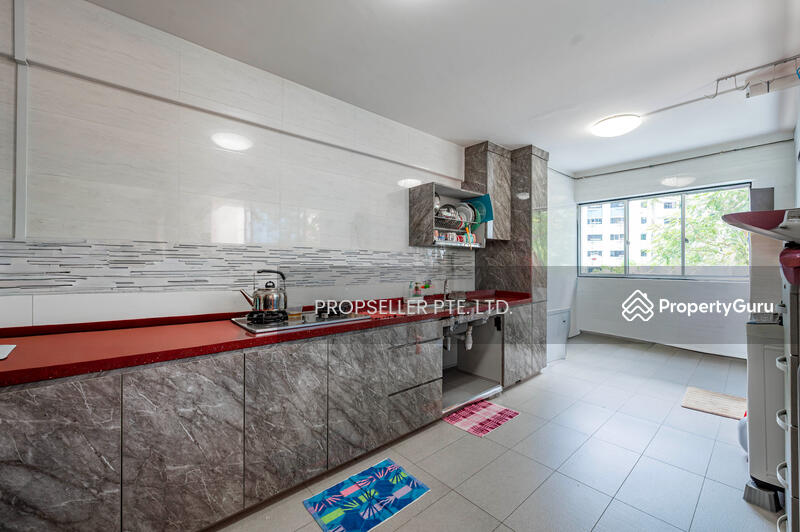For Sale - 258 Jurong East Street 24