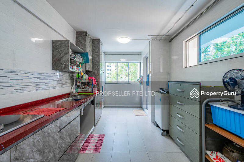 For Sale - 258 Jurong East Street 24