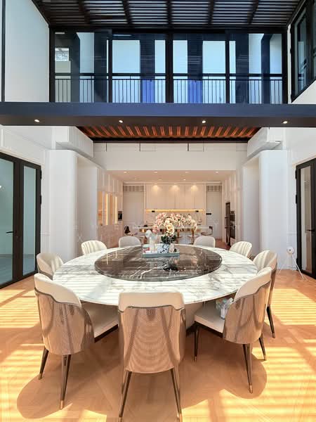 For Rent - Distinguished GCB Residence | 全新装修优质洋房