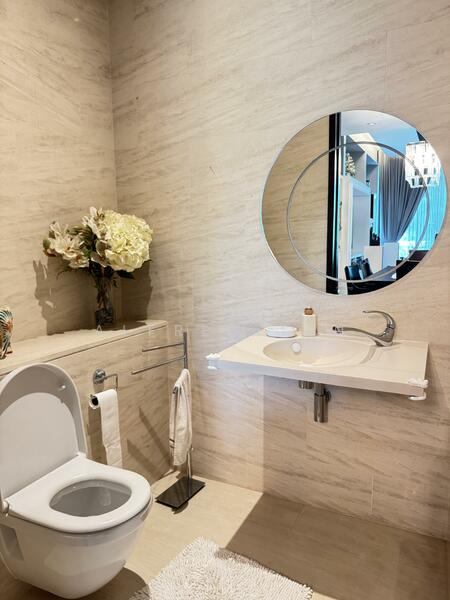 Powder room
