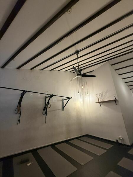 Bugis/Haji Lane/Arab Street, , 700 sqft, Shop / Shophouse For Rent, by Desmond Yeo, 60088630 - Gym - CommercialGuru.com.sg