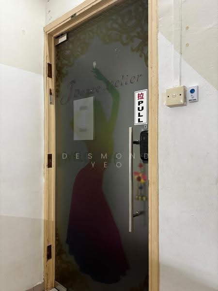 Bugis/Haji Lane/Arab Street, Beach Road / Bugis / Rochor, 1,100 sqft, Shop / Shophouse For Rent, by Desmond Yeo, 60088630 - CommercialGuru.com.sg