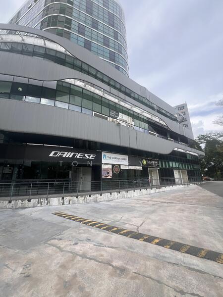 Oxley BizHub, 61 Ubi Road 1, 2,756 sqft, Warehouse For Sale, by Tony Eyu, 60088635 - CommercialGuru.com.sg