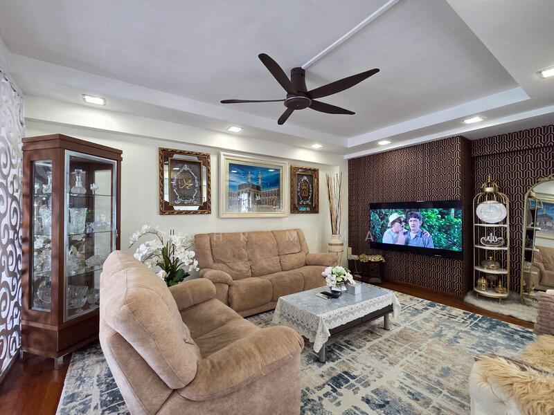 Living Room 3