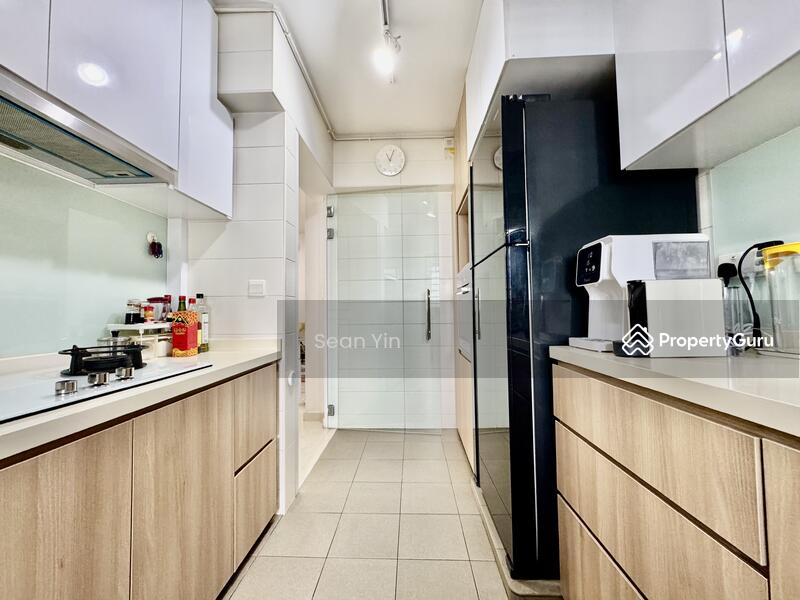 For Sale - 868A Tampines Avenue 8