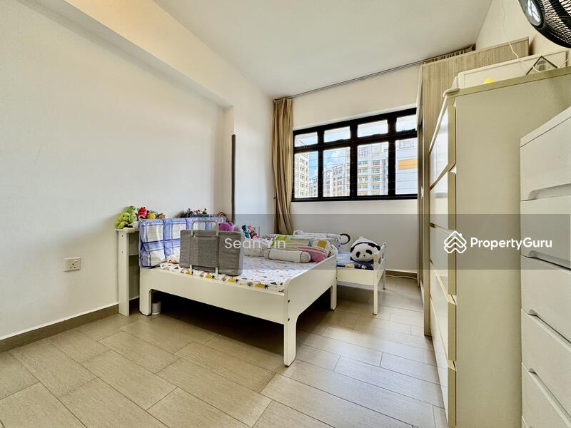 For Sale - 868A Tampines Avenue 8