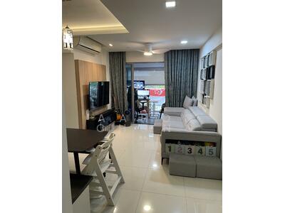 For Sale - 520A Tampines Central 8