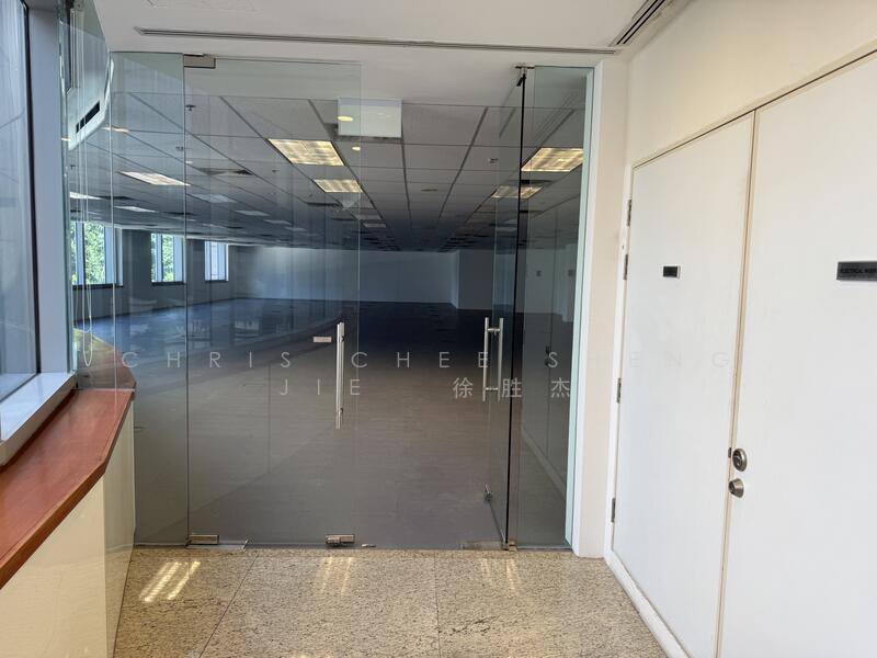 COMMERCIAL SCHOOL / OFFICE @ DHOUBY GHOUT, , 11,318 sqft, Office For Rent, by Chris Chee Sheng Jie 徐胜杰, 60089034 - CommercialGuru.com.sg