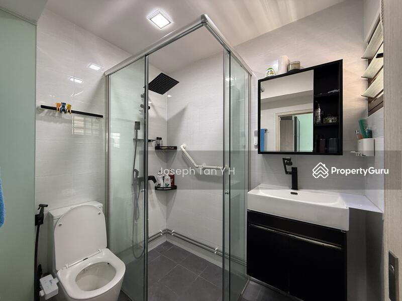 For Sale - 430 Hougang Avenue 6