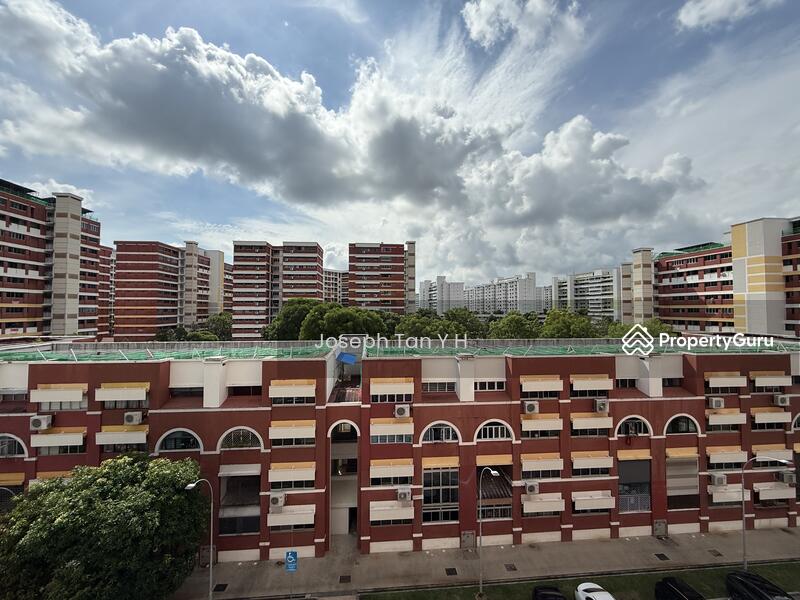 For Sale - 430 Hougang Avenue 6