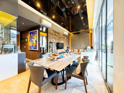 For Sale - Mon Jervois