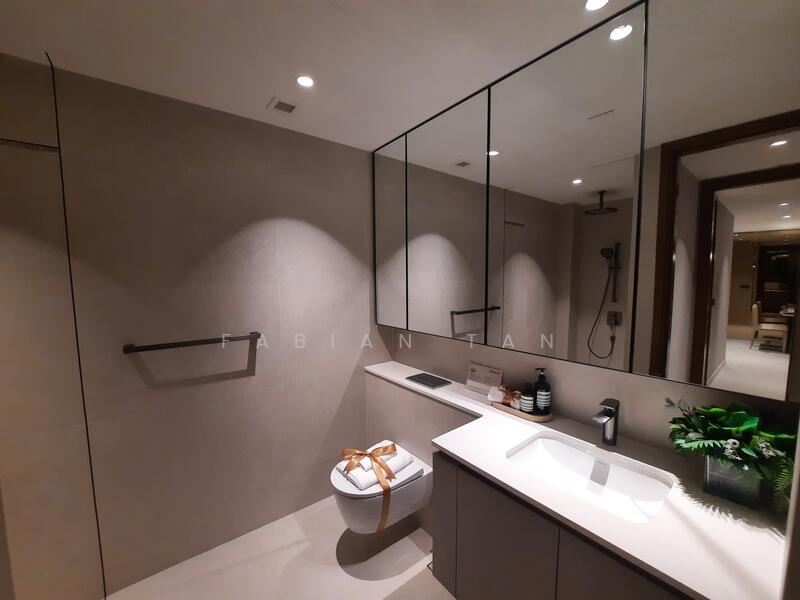 Freehold Good Schools, , 3 Bedrooms, 1,023 sqft, Apartment For Sale, by Fabian Tan, 60089274 - Bathroom - PropertyGuru.com.sg