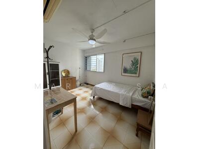 For Rent - 122 Geylang East Central