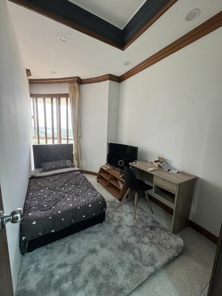 For Rent - Bullion Park