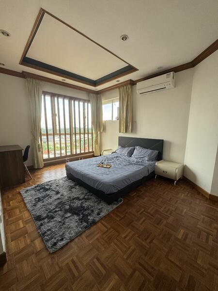 For Rent - Bullion Park