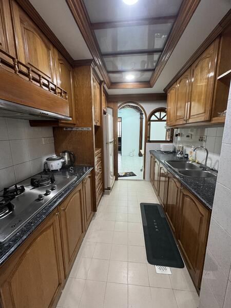 For Rent - Bullion Park